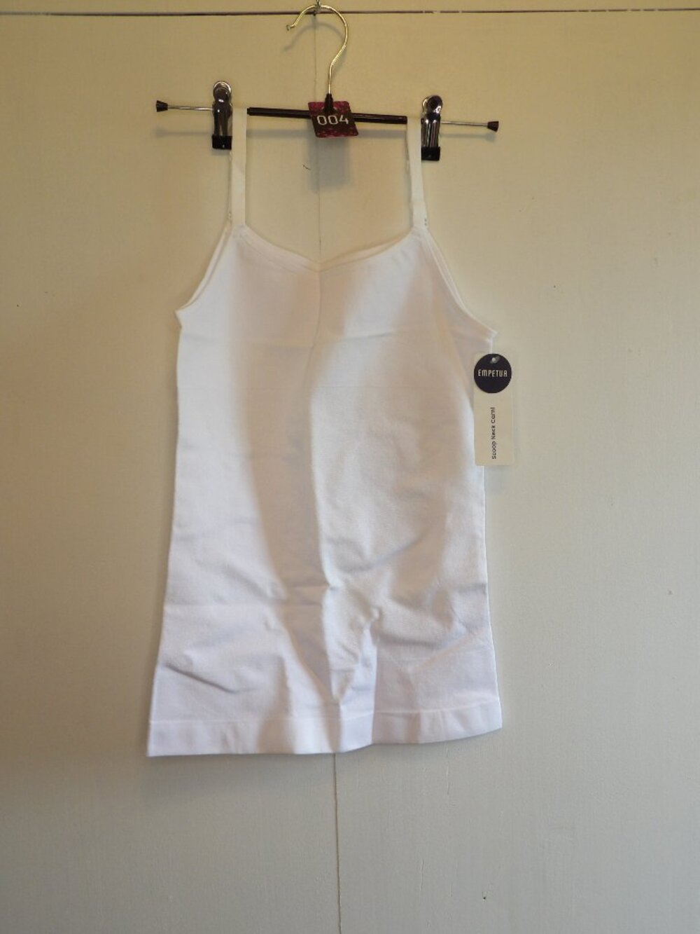 Shapermint Empetua, NWT Scoop neck white Shaper cami (Women's large)